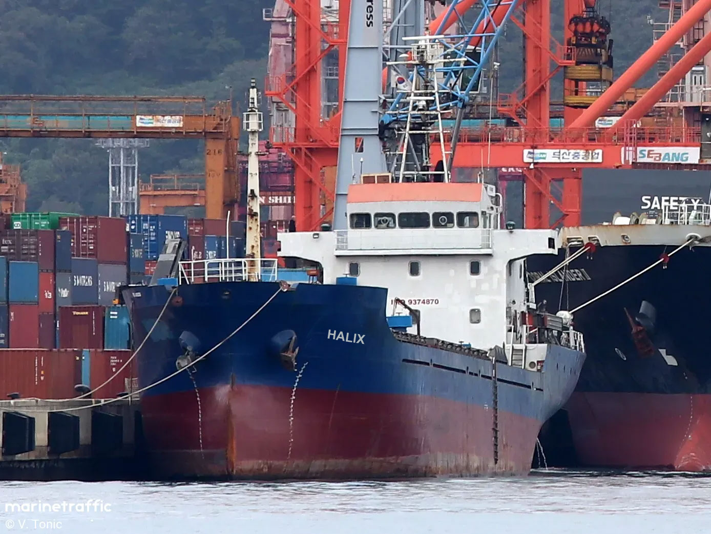 MV HALIX